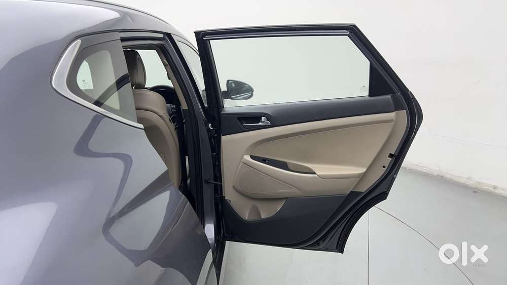 Hyundai Tucson 2.0 Gl 2wd Petrol At, 2017, Petrol