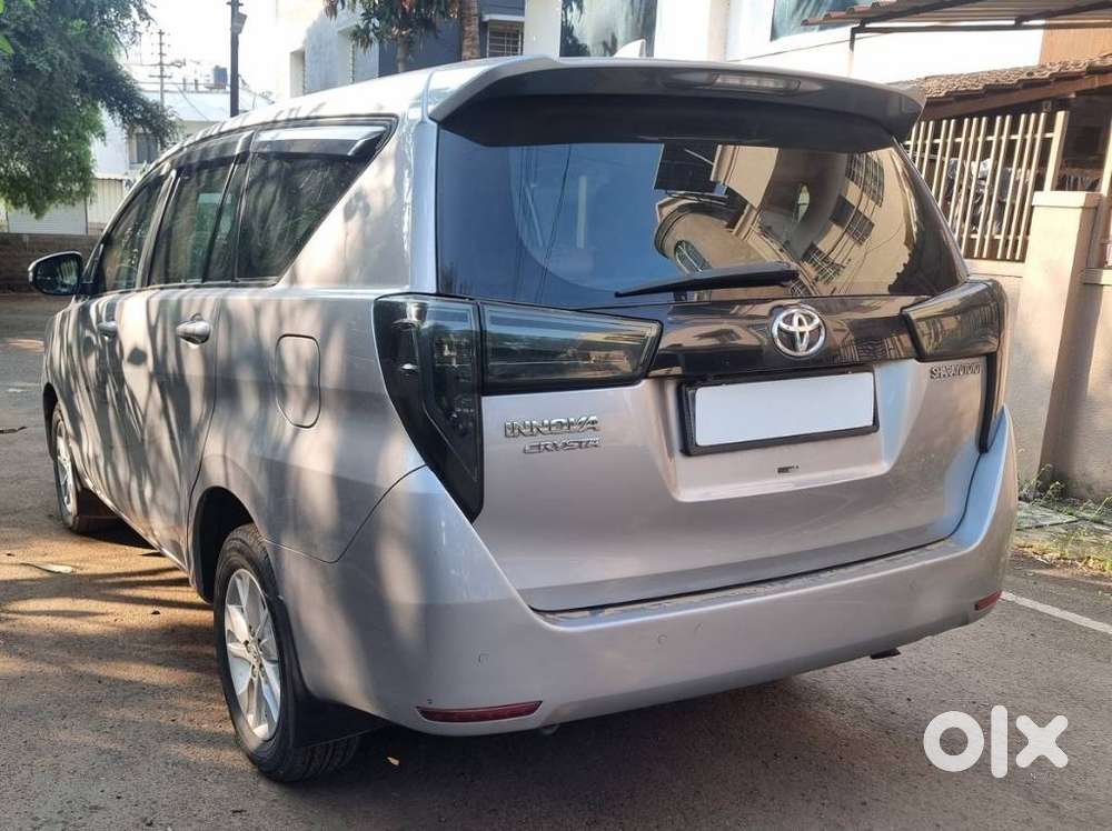 Toyota Innova Crysta 2.4 G Mt 7 Str, 2023, Diesel