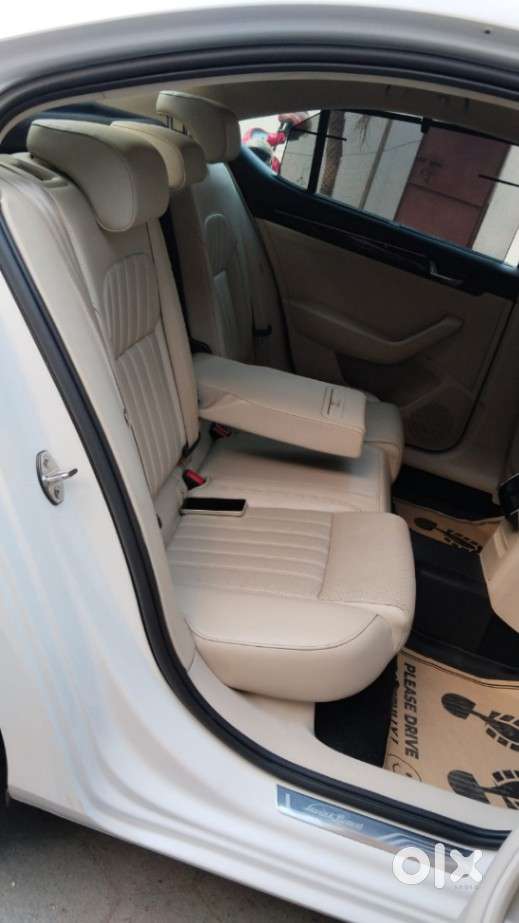 Skoda Superb L&k 2.0 Tdi At, 2019, Diesel