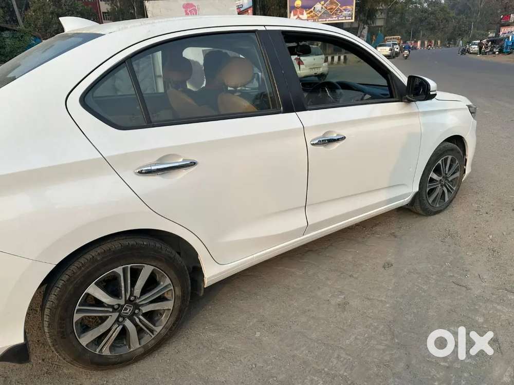 Honda Amaze Elite Special Edition Top End Variant