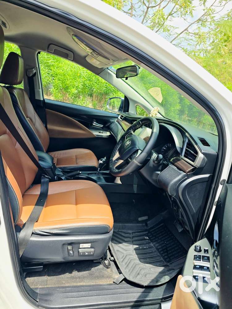 Toyota Innova Crysta 2.7 Zx At, 2019, Petrol