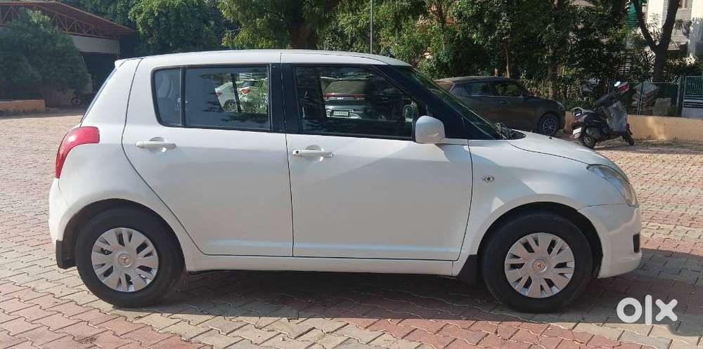 Maruti Suzuki Swift Vdi Bsiv W Abs, 2010, Diesel