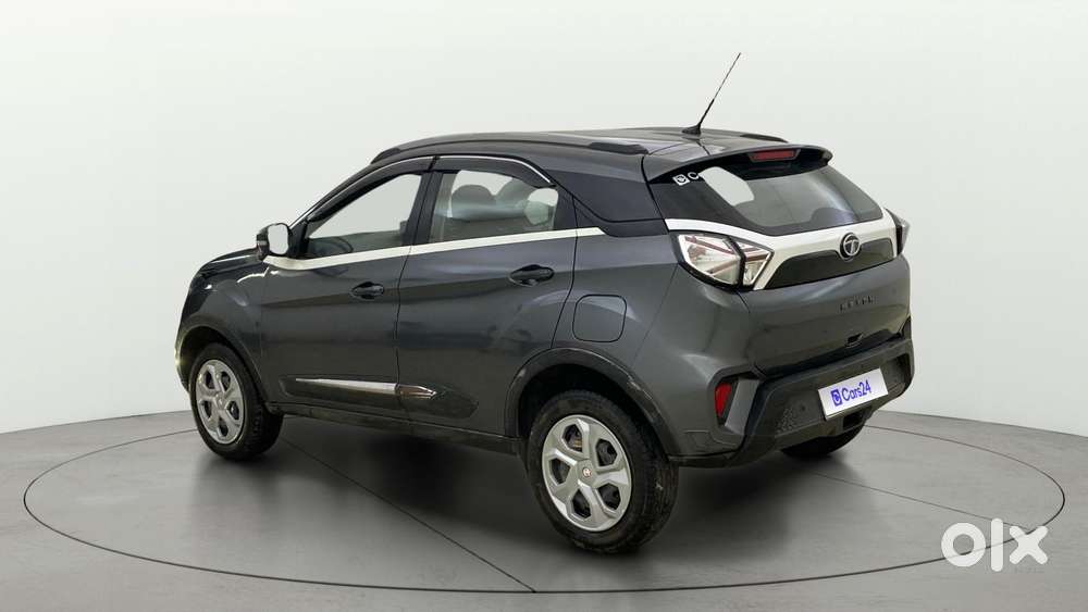Tata Nexon 1.5 Revotorq Xma Amt (s), 2022, Petrol