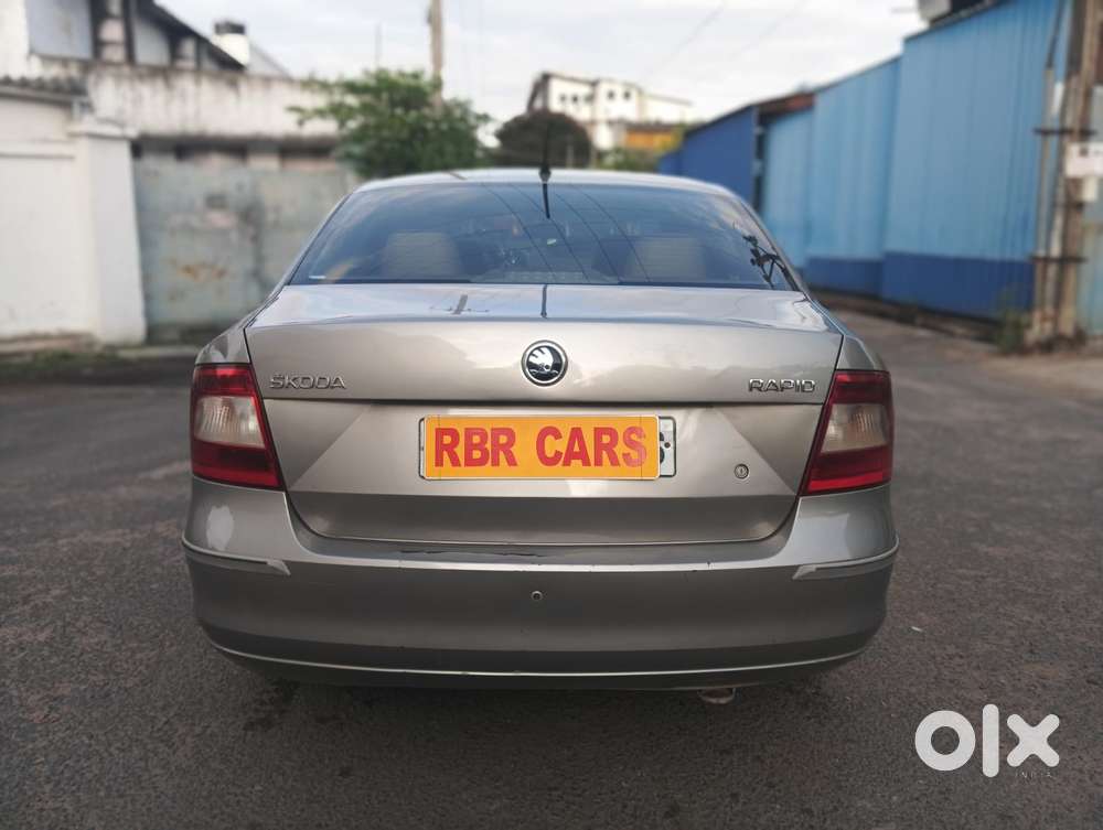 Skoda Rapid 1.5 Tdi Ambition Plus, 2014, Diesel