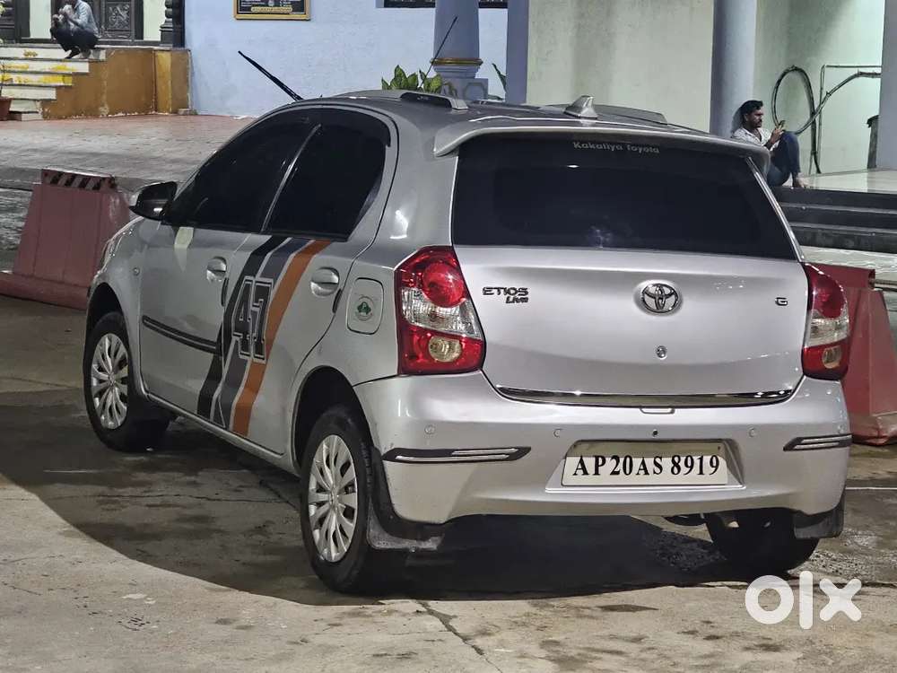 Toyota Etios Liva 2014 Petrol 75000 Km Driven