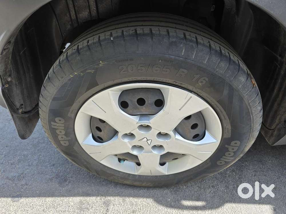 Mahindra Xuv 300 W6 Model Petrol Verient