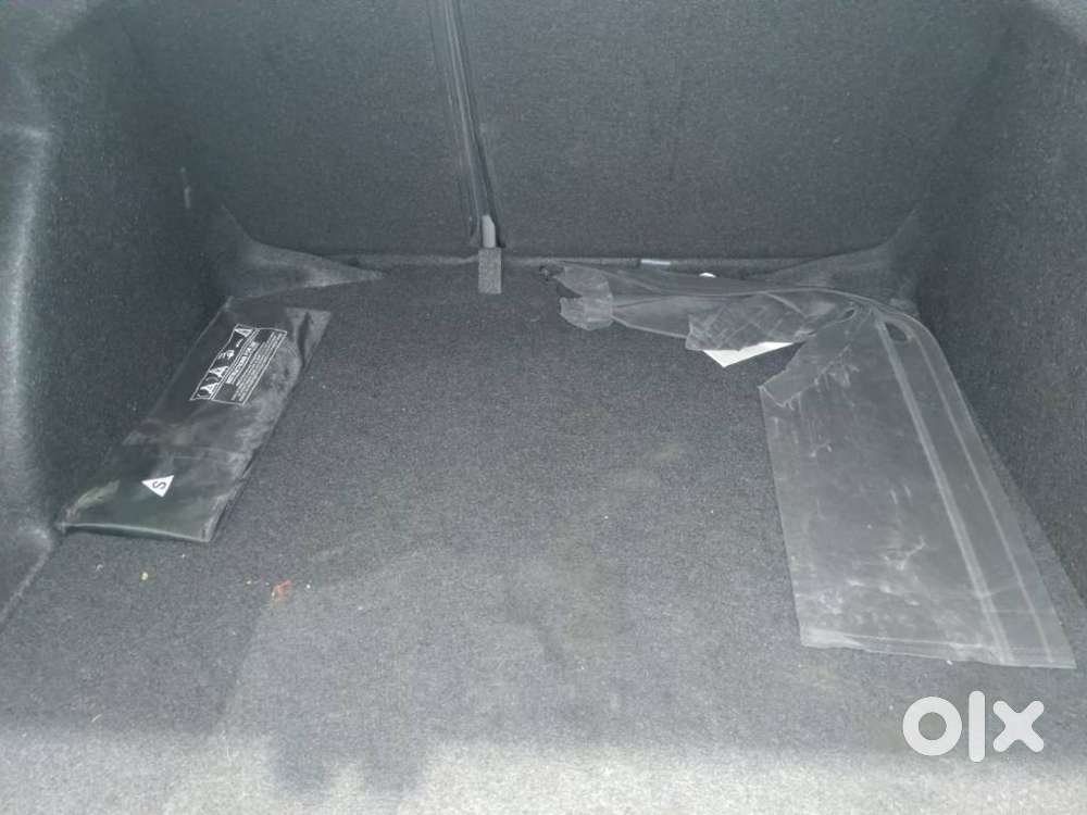 Skoda Slavia Style 1.5l Tsi Mt, 2025, Petrol