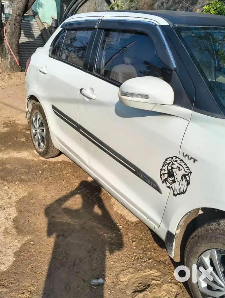 Maruti Suzuki Dzire 2013 Good Condition New Tayer