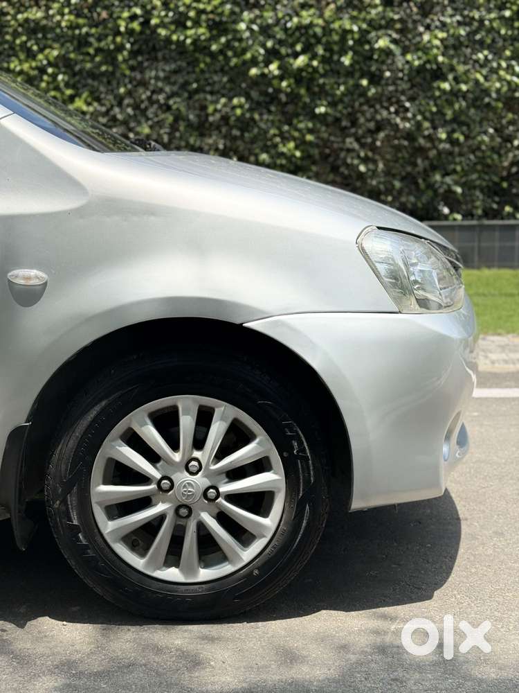 Toyota Etios Liva V Sp*, 2011, Petrol