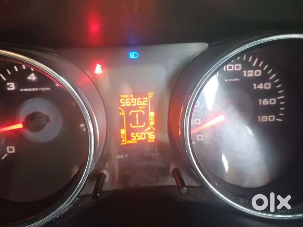 Mahindra Tuv 300 2016