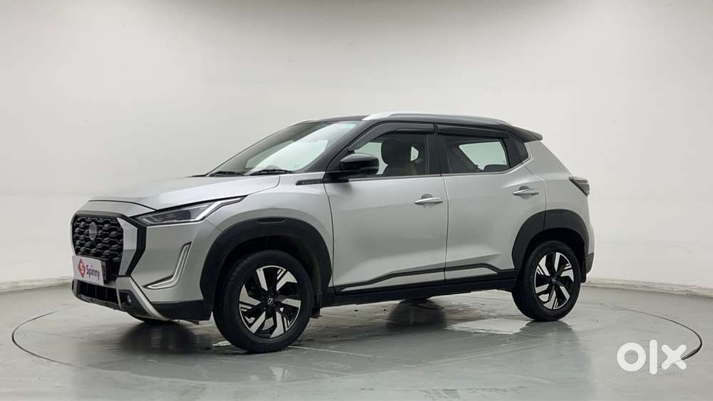 Nissan Magnite 1.0 Xv Premium Dual Tone, 2024, Petrol