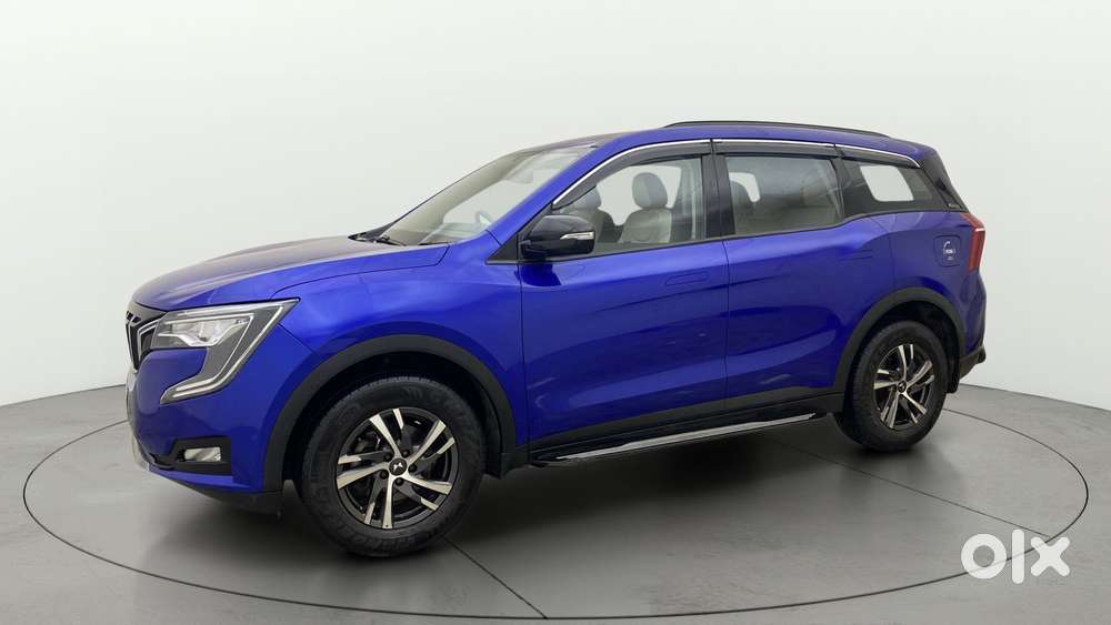 Mahindra Xuv700 2.0 Ax 5 Petrol Mt Str, 2022, Petrol