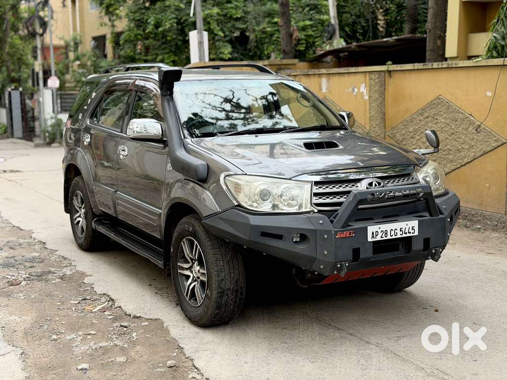 Toyota Fortuner 3.0 4x4 Manual, 2011, Diesel
