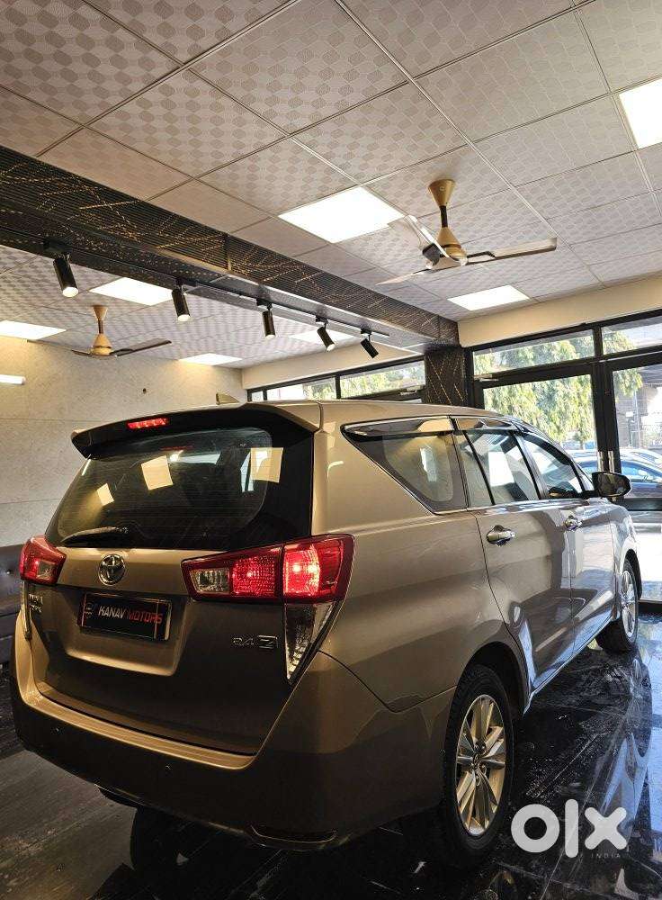 Toyota Innova Crysta 2.4 Z 7 Str, 2016, Diesel