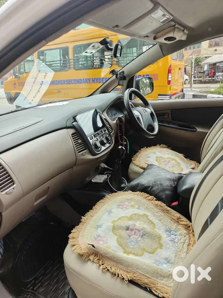 Toyota Innova 2015 Diesel Well Maintained
