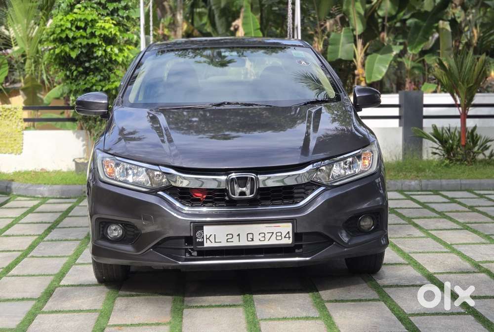 Honda City I-vtec V, 2018, Petrol