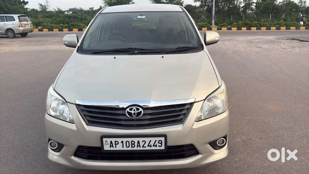 Toyota Innova 2.5 Gx 8 Str Bs-iii, 2012, Diesel