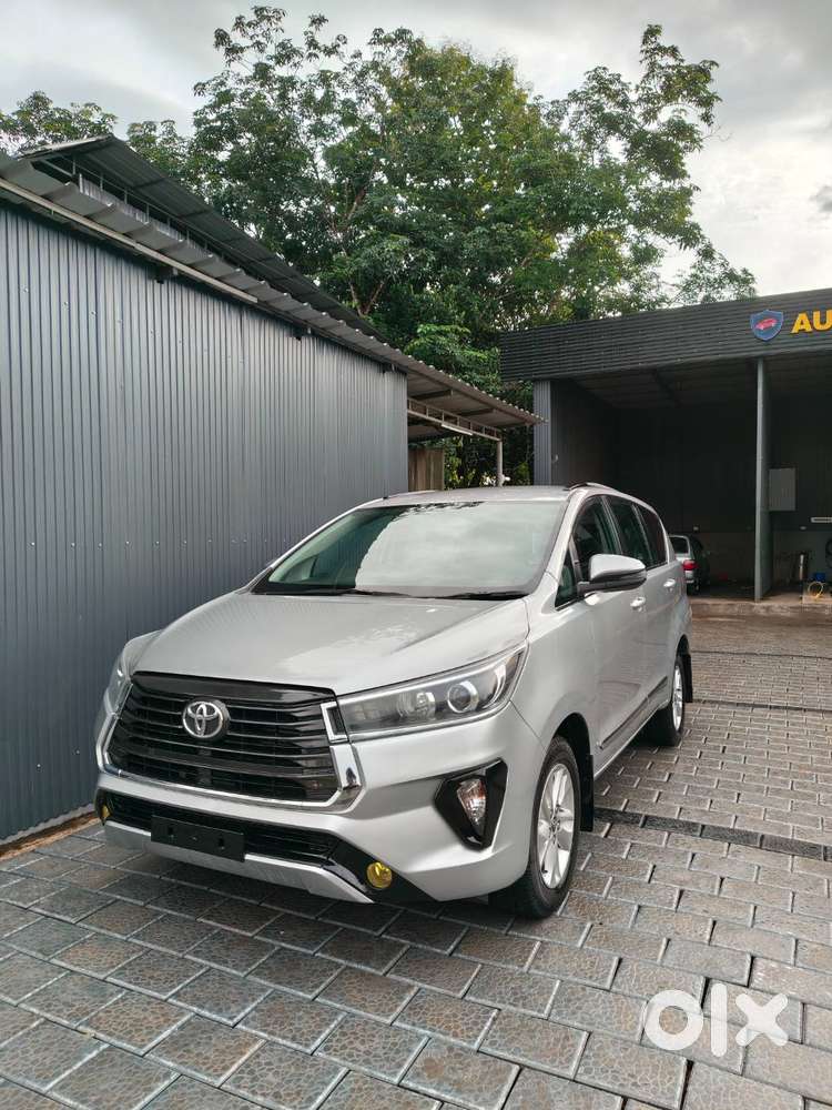 Toyota Innova Crysta 2018