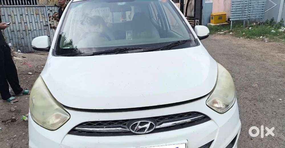 Hyundai I10 Magna  2011  Petrol + Cng  1st Owner  Excellent Condit