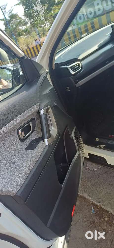 Tata Harrier New Facelift 2025 (without Sunroof)
