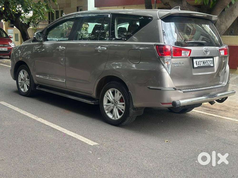 Toyota Innova Crysta 2.8 Z, 2016, Diesel