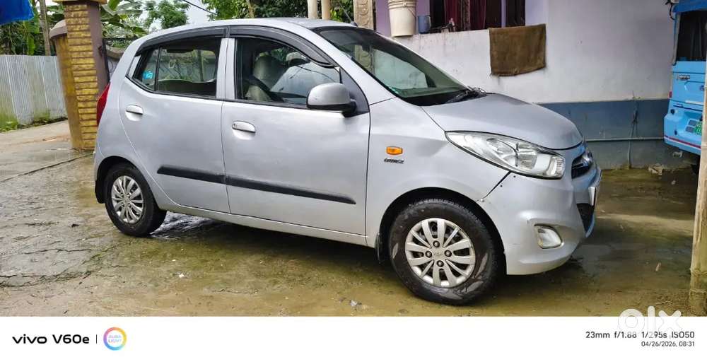 Hyundai I10 2015 Petrol 70000 Km Driven