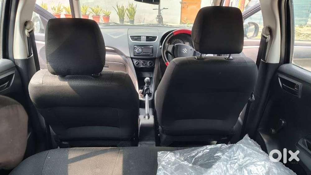 Maruti Suzuki Swift Lxi Optional-o, 2015, Petrol