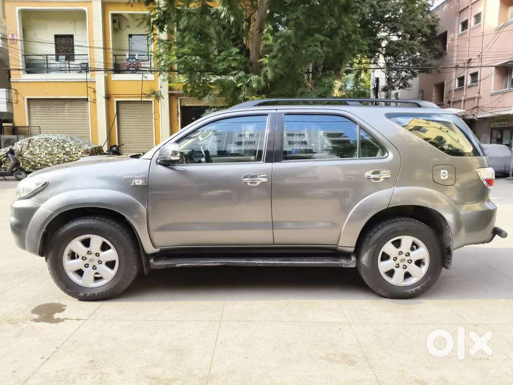 Toyota Fortuner 3.0 4x4 Manual, 2011, Diesel