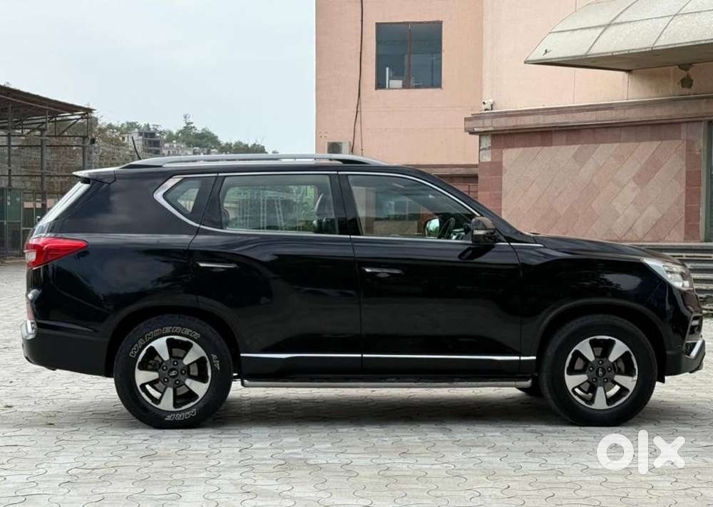 Mahindra Alturas G4 4wd At, 2019, Diesel