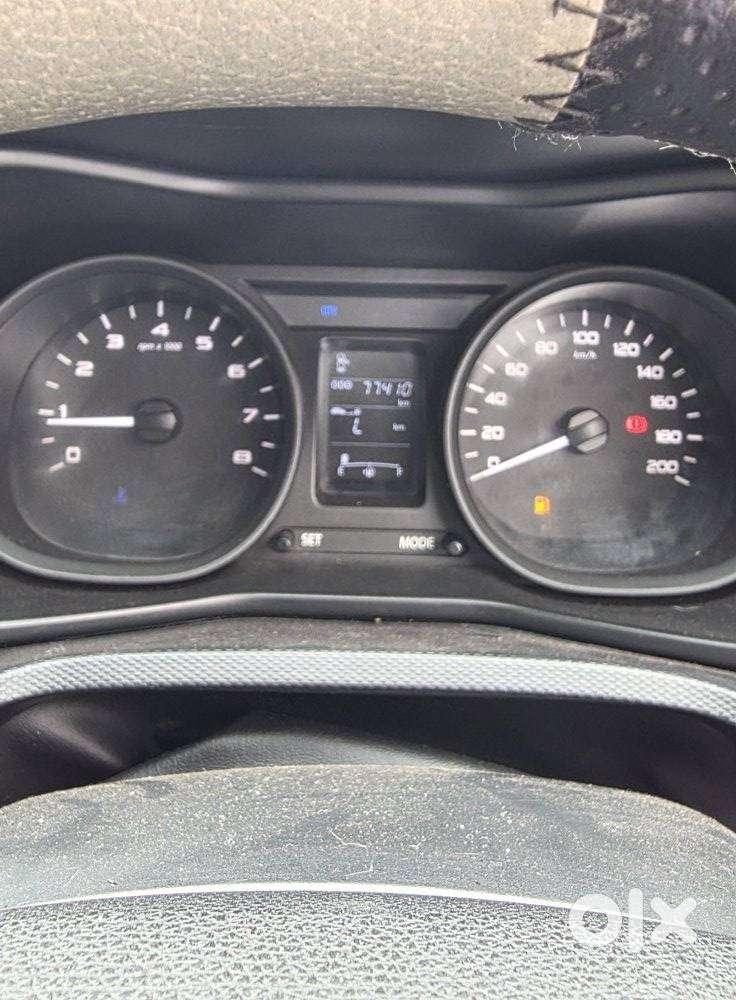 Tata Nexon 1.2 Revotron Xt, 2018, Petrol