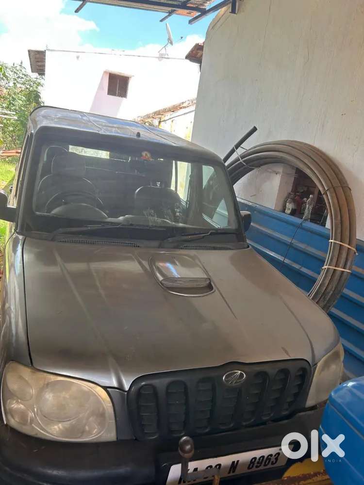 Mahindra Scorpio 2006