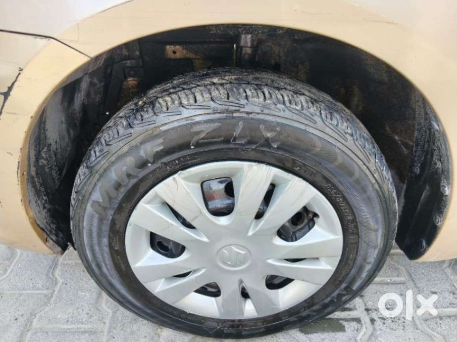 Maruti Suzuki Swift Dzire 1.2 Vxi Bsiv, 2013