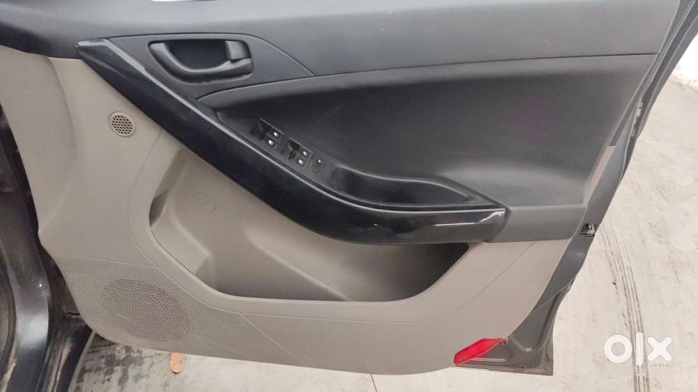 Tata Nexon 1.2 Revotron Xm, 2018, Petrol