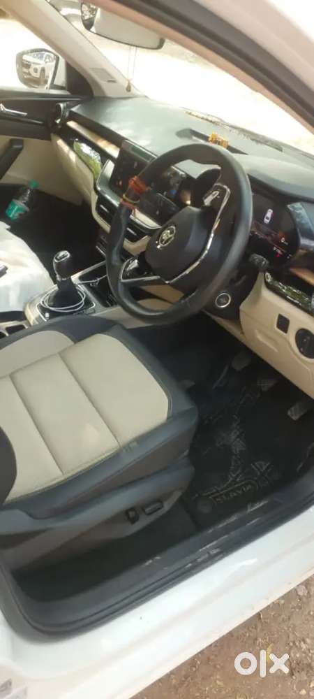Skoda Slavia 2025 Petrol 15000 Km Driven