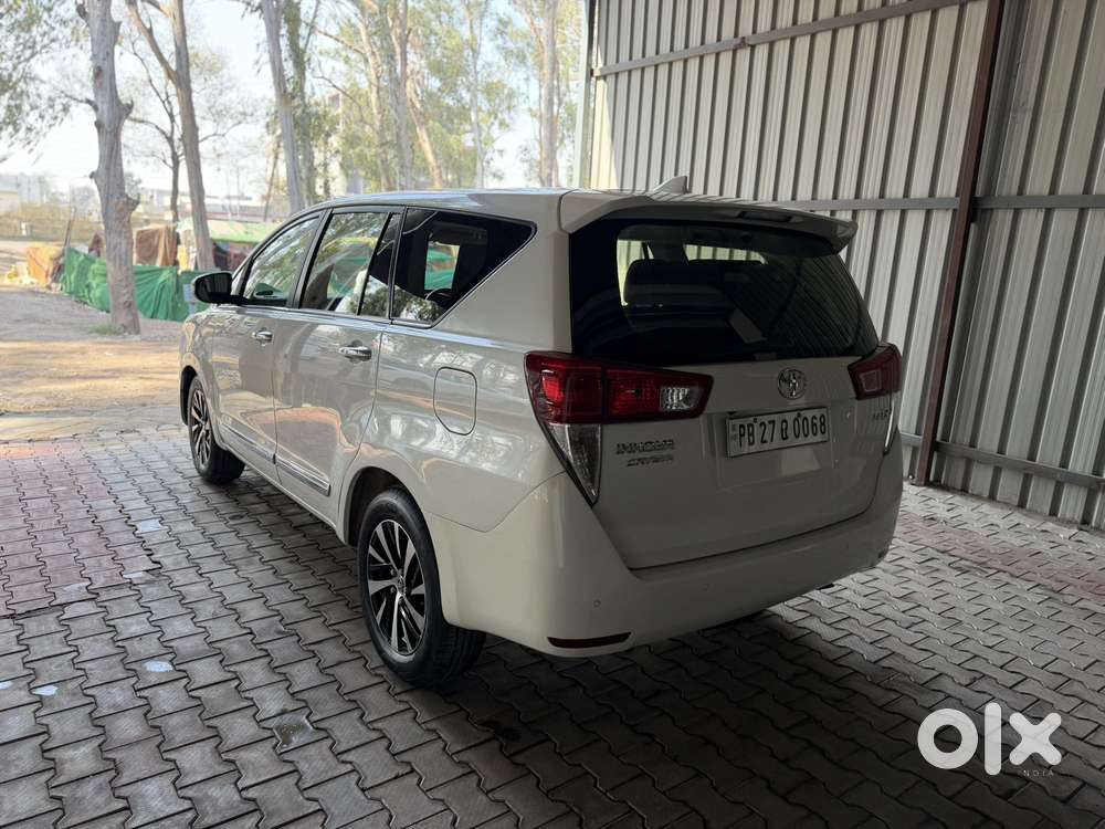 Toyota Innova Crysta Zx 2.4 Diesel 7 Seater, 2021, Diesel