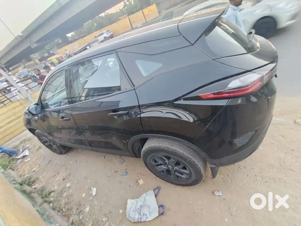 Tata Harrier Xta Plus Dark Edition
