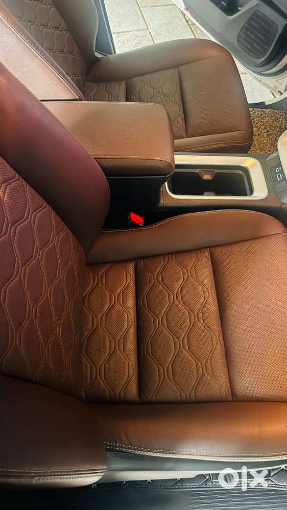 Toyota Innova Hycross 2.0 Zx (o) Hybrid 7 Str, 2023, Petrol