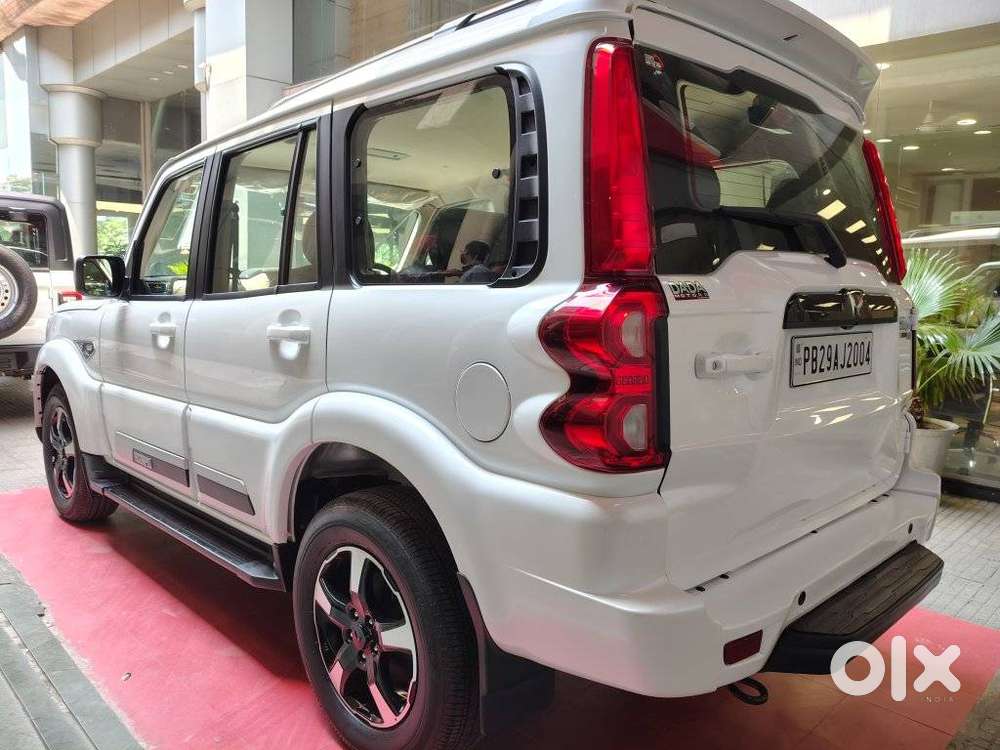 Mahindra Scorpio Classic 2.2 S 11 Mt 7 Cc, 2025, Diesel
