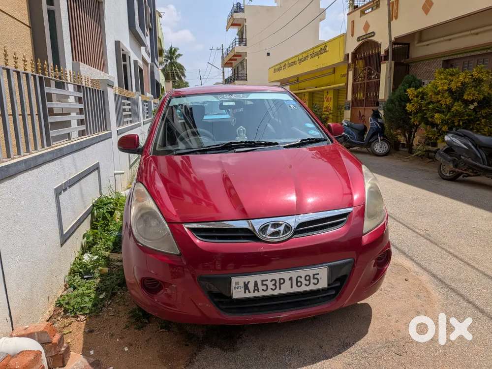 Hyundai I20 Sportz Petrol 2010