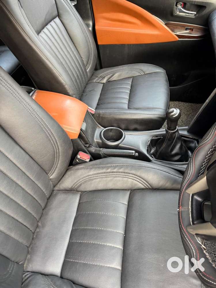 Toyota Innova Crysta 2.4 G Mt 8s, 2020, Diesel