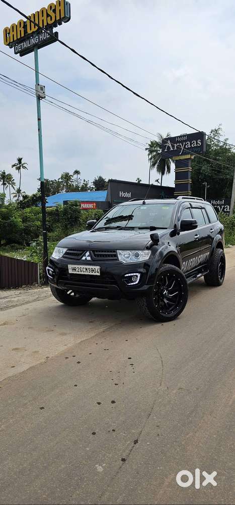 Mitsubishi Pajero Sport 2015 Automatic Diesel  Hr Registered