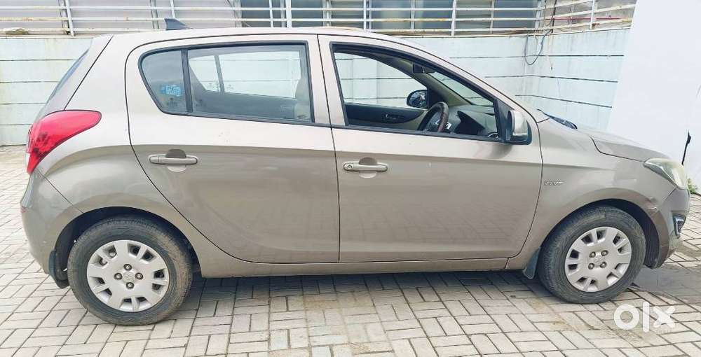Hyundai I20 Magna 1.2 Mt, 2013, Petrol