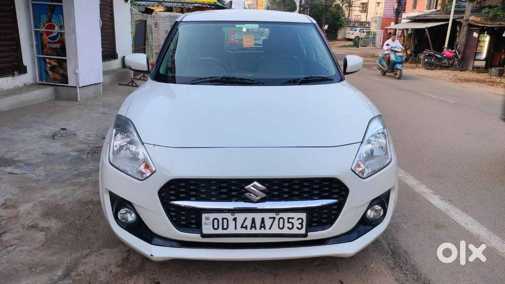 Maruti Suzuki Swift Vvt Zxi, 2022, Petrol