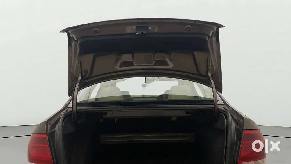 Volkswagen Vento 2013-2015 1.6 Highline, 2015, Petrol