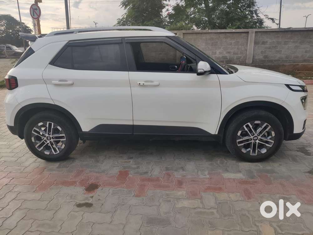 Hyundai Venue 1.5 Crdi Sx (o), 2023, Diesel