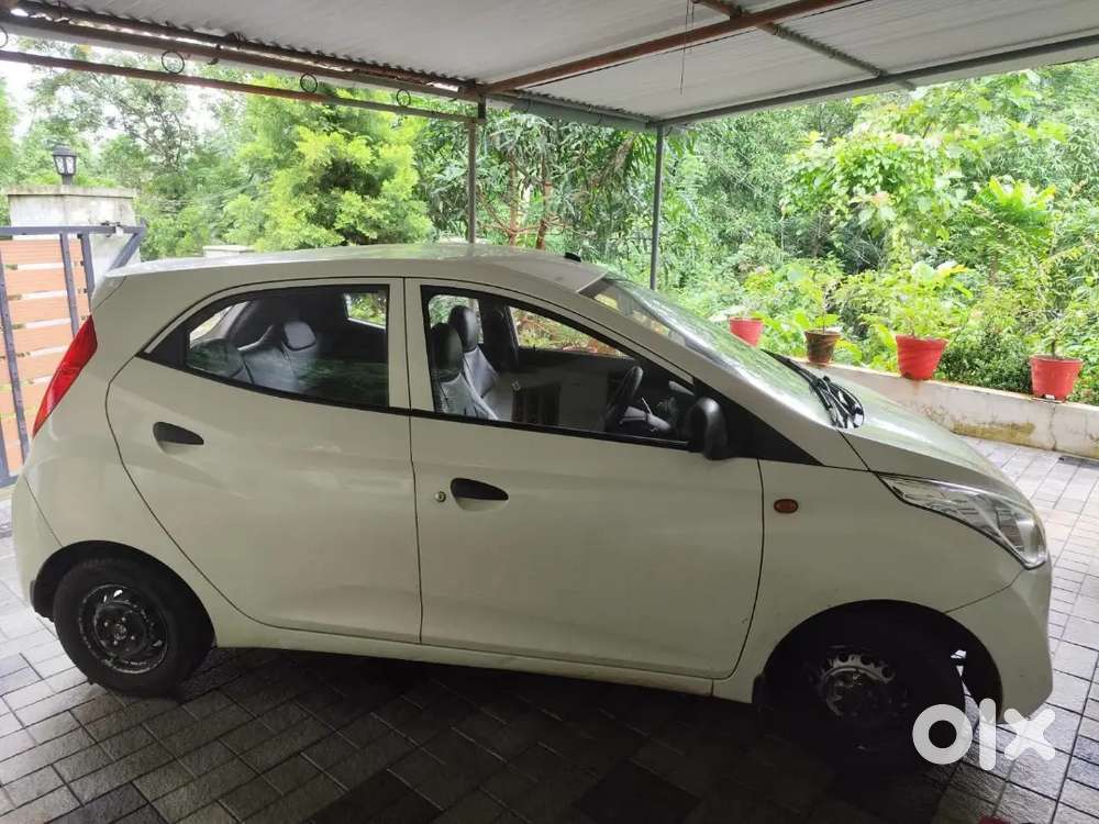 Hyundai Eon 2012 Petrol Well Maintained