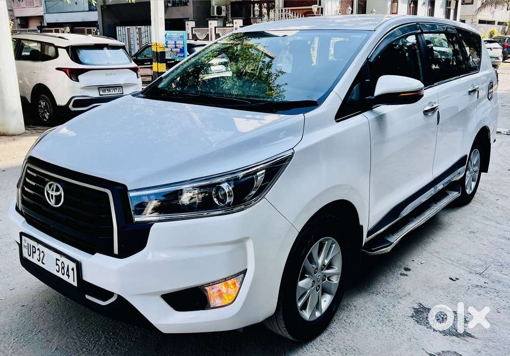 Toyota Innova Crysta [2020-ongoing] 2.4 Gx 7 Str, 2023, Diesel