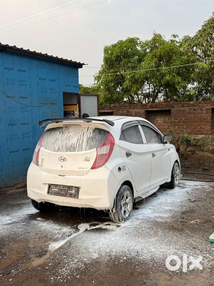 Hyundai Eon 2012 Lpg Well Maintained