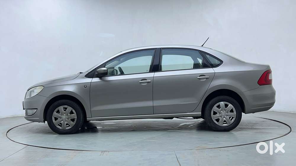 Skoda Rapid 1.6 Ambition Plus Mpi, 2014, Petrol