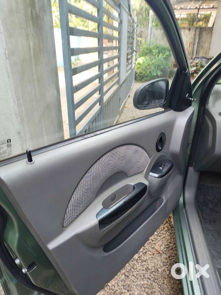 Power Stearing , Power Window, Music System,a/c,